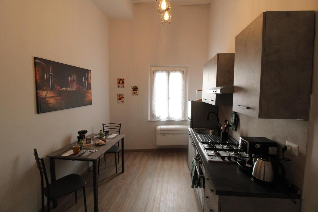 Nora'S House Apartment Siena Bagian luar foto