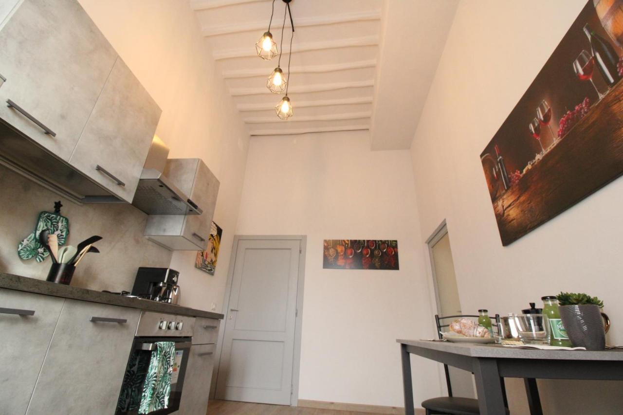 Nora'S House Apartment Siena Bagian luar foto